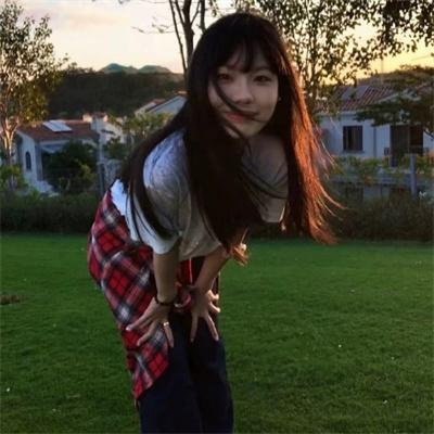 黄色夜莺 海报
